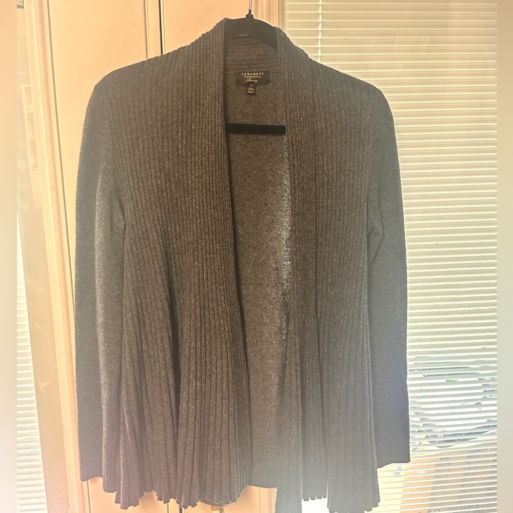 Cashmere Charter Club Gray Cozy Knit Cardigan. Size XS.